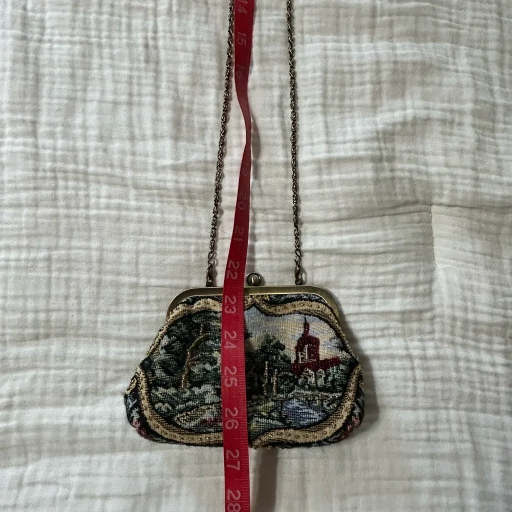 Carlo Fellini Vintage Tapestry Beaded Kiss Lock Purse Bag crossbody